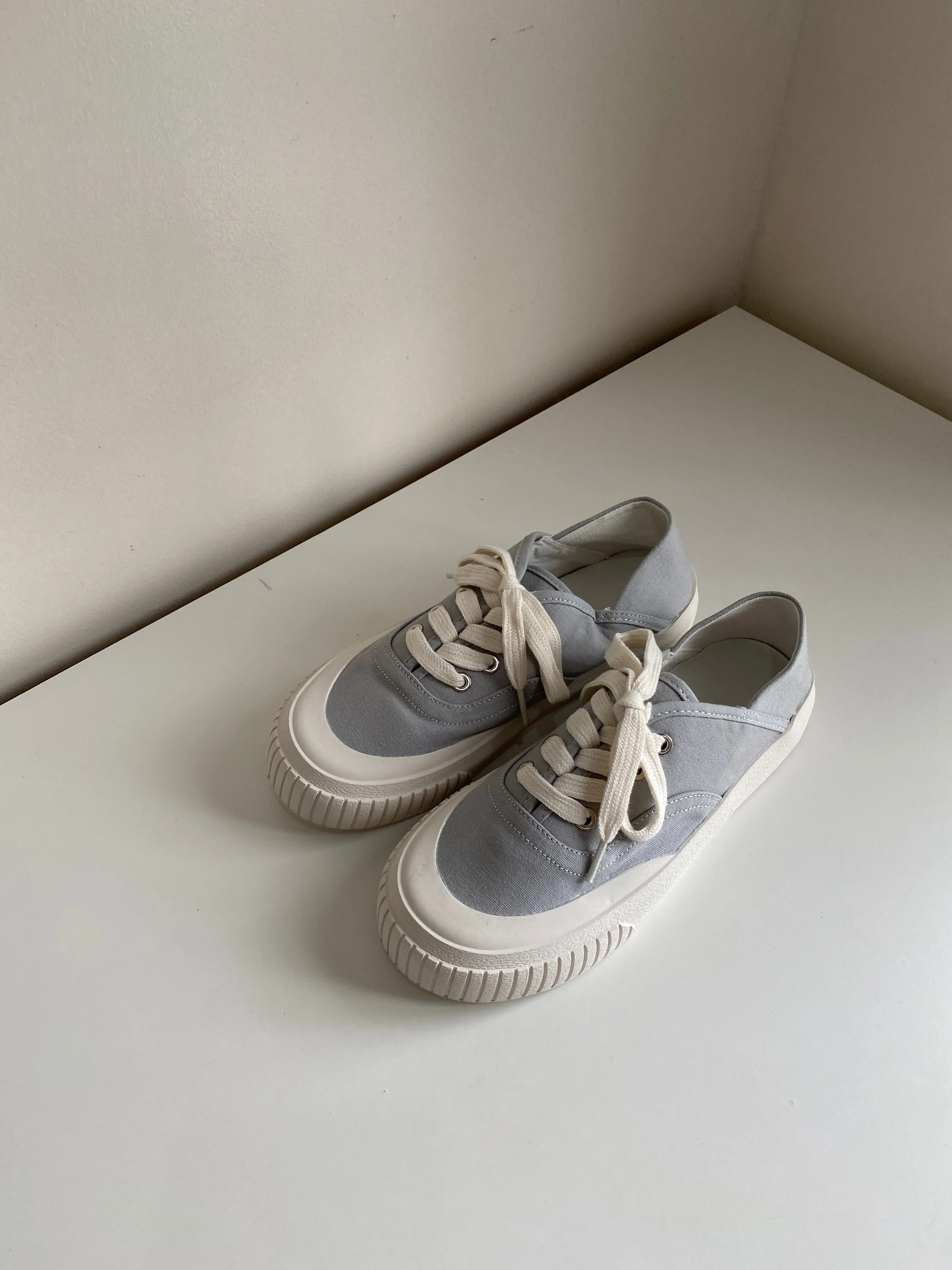 Low Top Canvas Sneakers