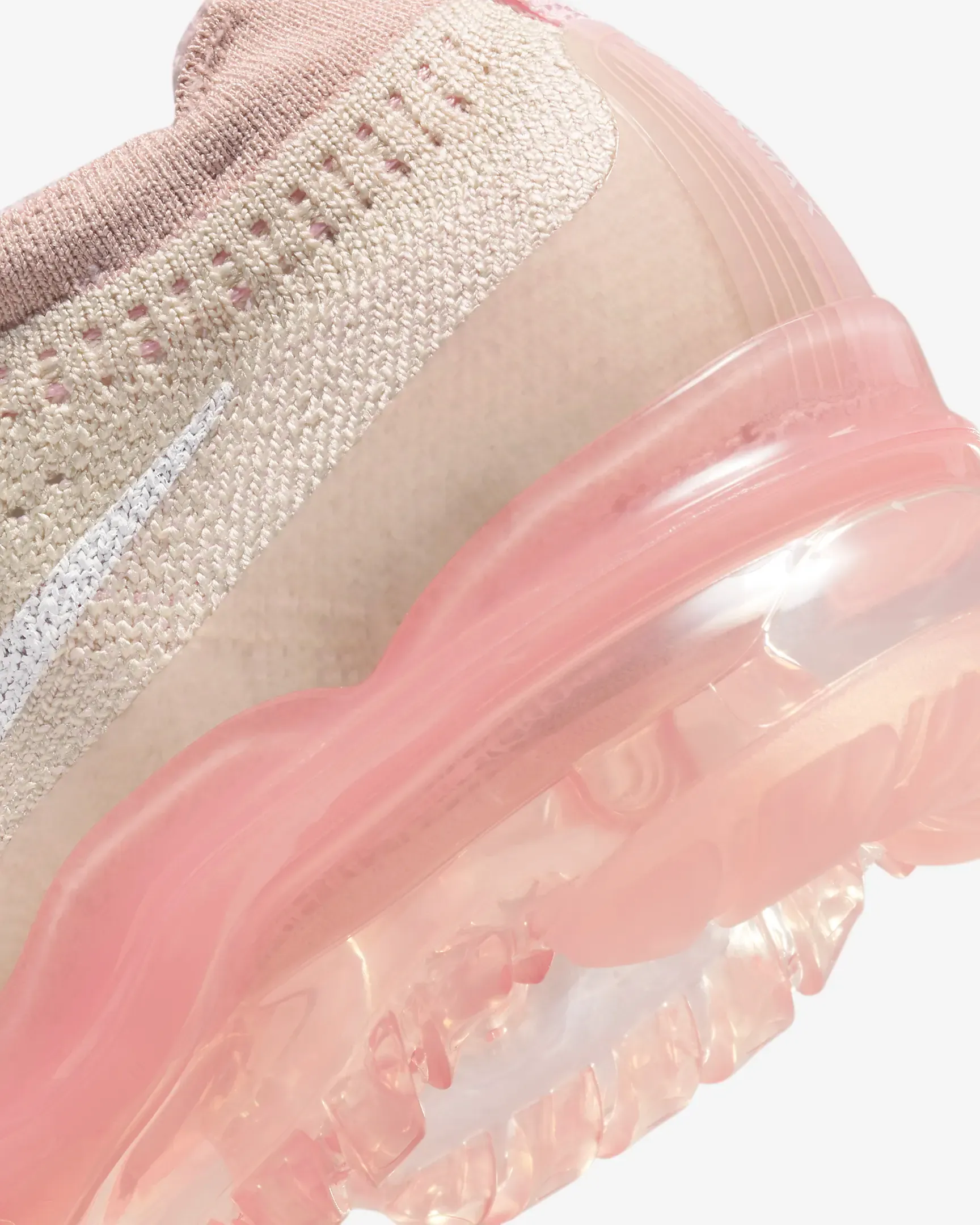 Nike Women's Air VaporMax 2023 Flyknit Shoes - Oatmeal / Pink Oxford / Sail / Pearl Pink